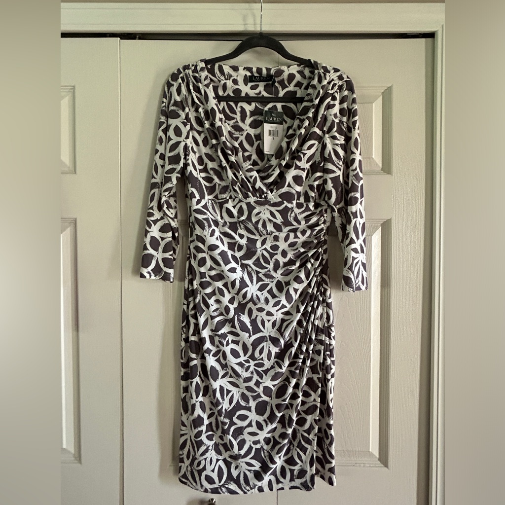 Lauren Ralph Lauren Dress Women’s Size 8 Faux Wrap Sheath Dress Gray Floral Nwt